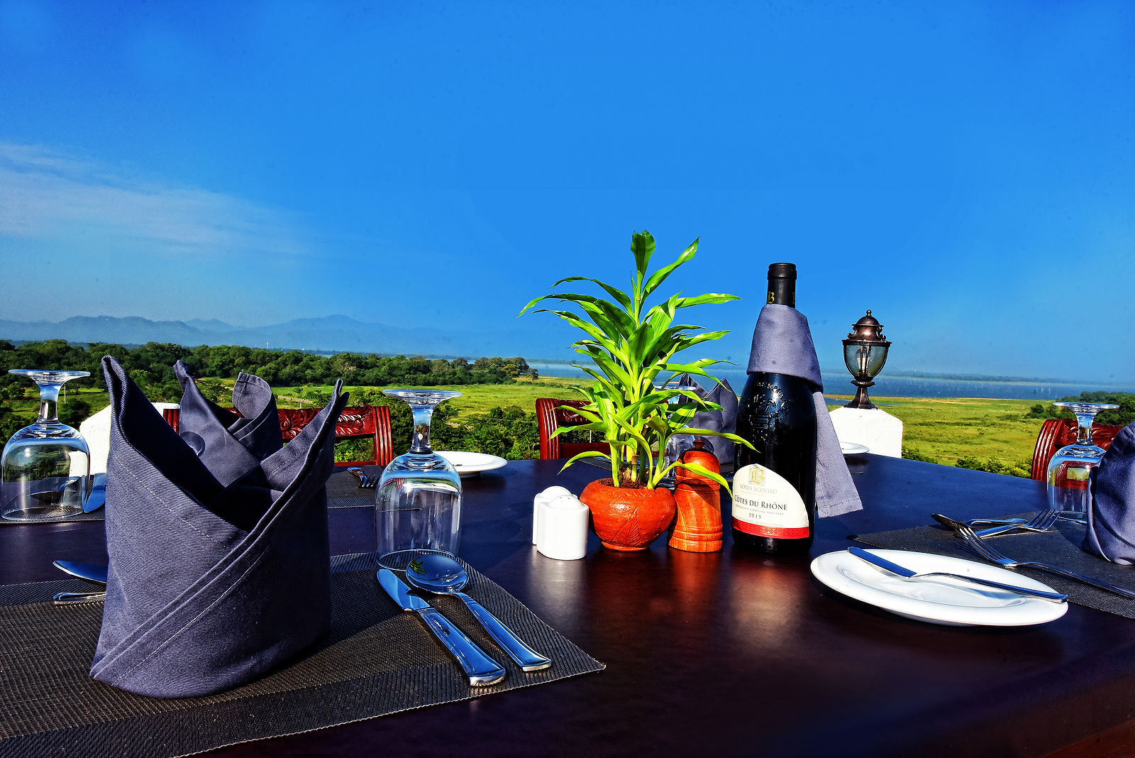 Roof Top Bar/ restaurant